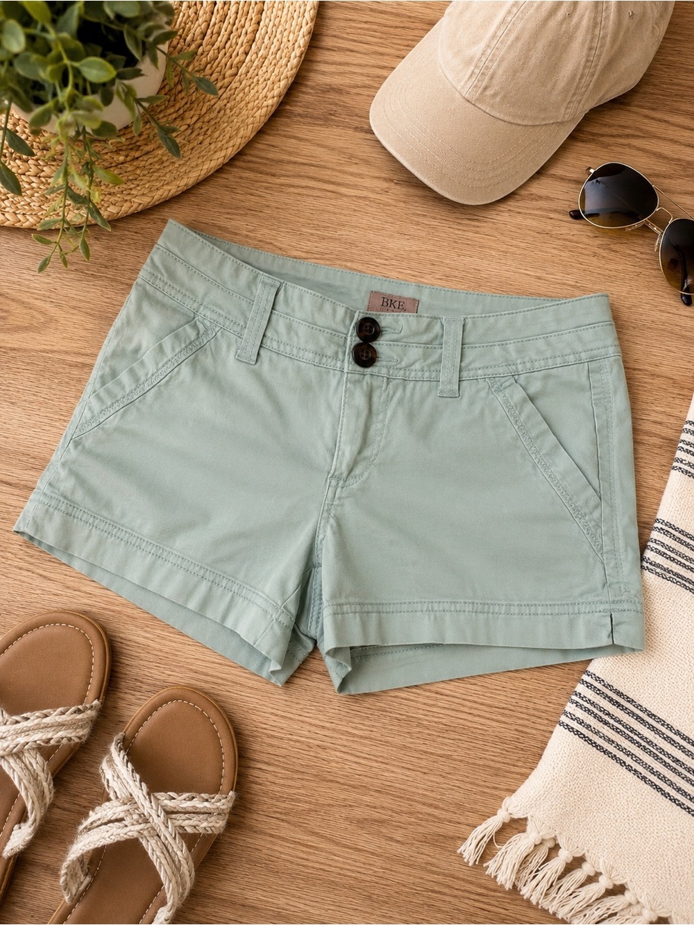 BKE Women's Casual Shorts